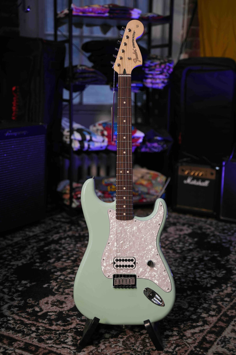 Fender Tom DeLonge Stratocaster Rosewood - SFG